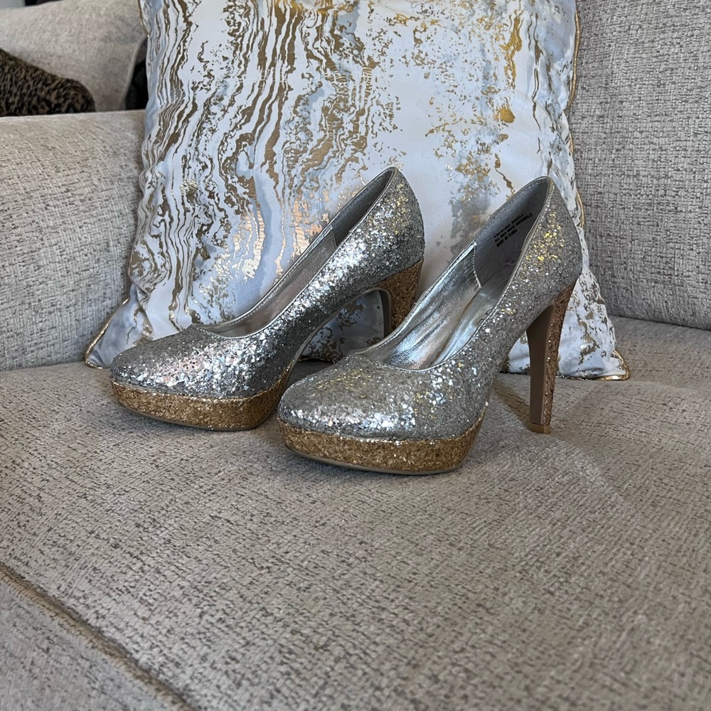 Rampage gold and silver platform heels size 6